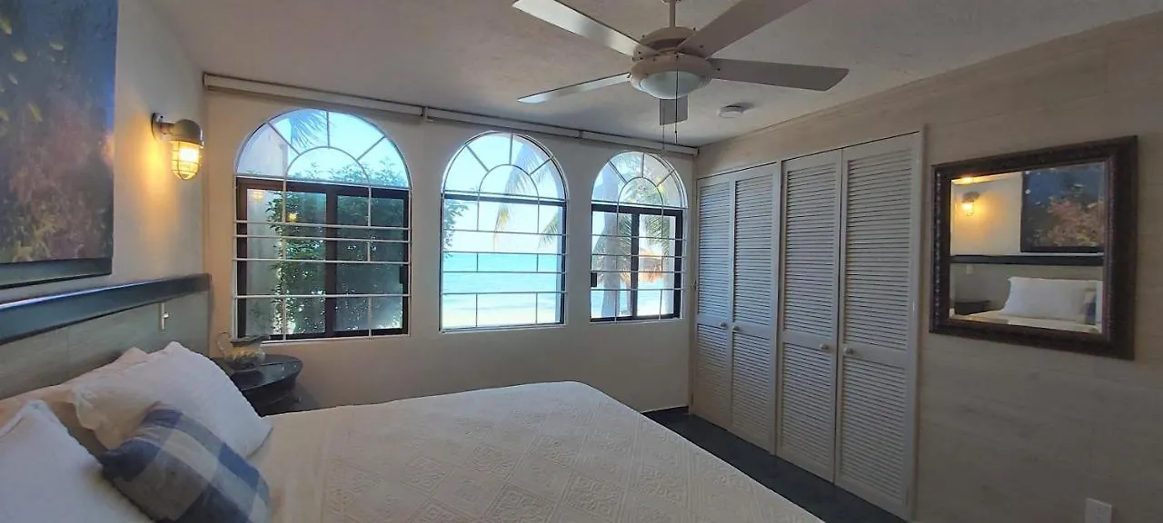 Apartment From Bed To Sand In Just 10 Steps Cancun
